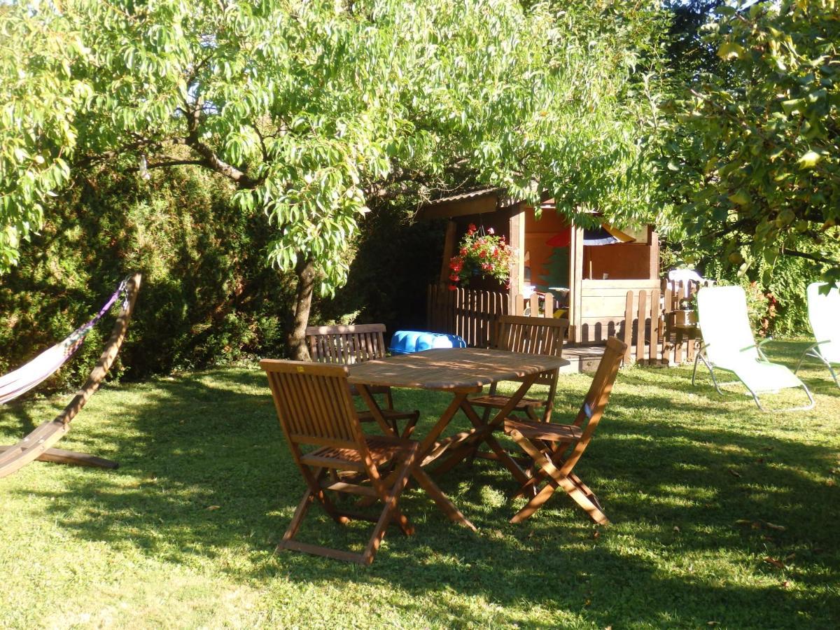 Au Coeur Des Alpes Bed & Breakfast Marignier Екстериор снимка