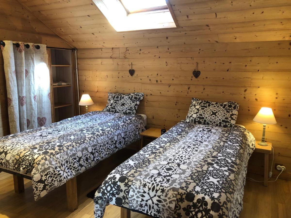 Au Coeur Des Alpes Bed & Breakfast Marignier Екстериор снимка